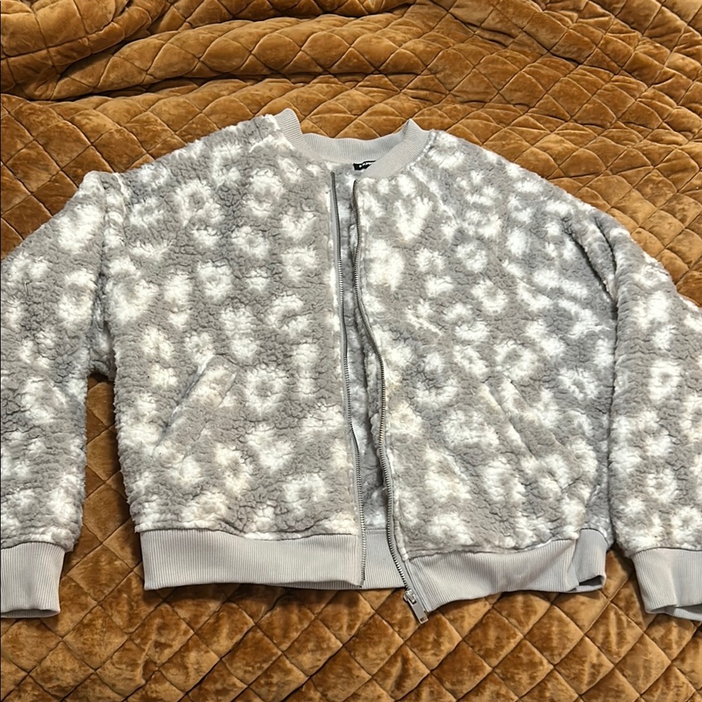 Cozy Gray and White Fleece Jacket
